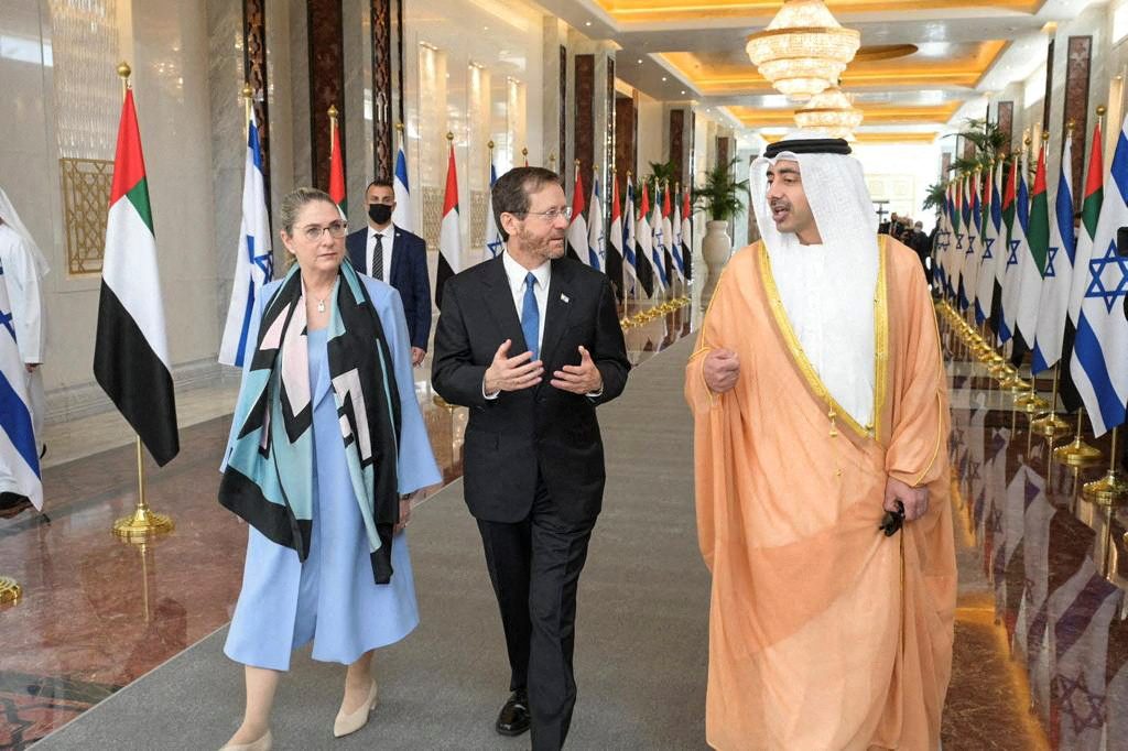 Israeli President Herzog visits the UAE for the first time eeuu