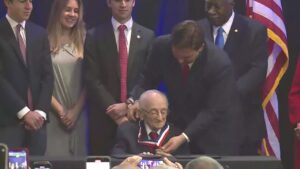 Benjamin Ferencz medalla