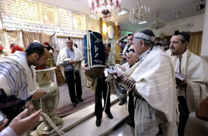 Judíos-iraníes-rezando manifestación 