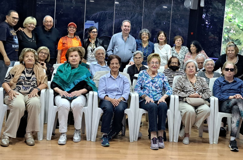 1.-Foto-de-grupo círculo