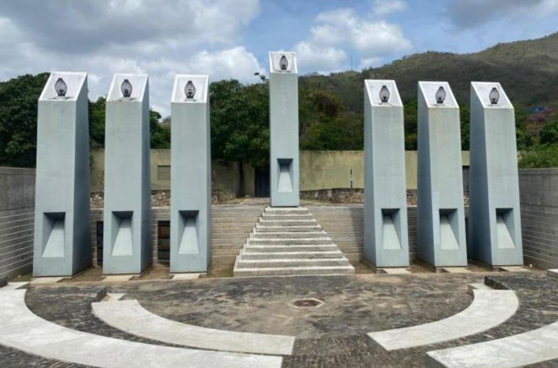 0.-PRINCIPAL-Monumento-Kedoshim vashem