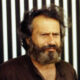 0.-PRINCIPAL-Agam-en-1991-Wikimedia obras