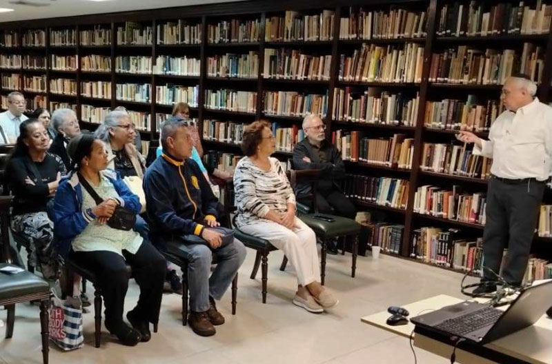 Charla-ISEJ-Farache mundo