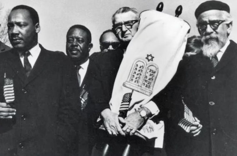 Martin-Luther-King-y-AJ-Heschel-jewishjournal.org_ experimento