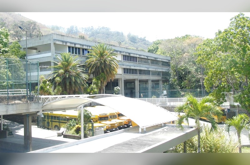 Edificio del Liceo comunidad