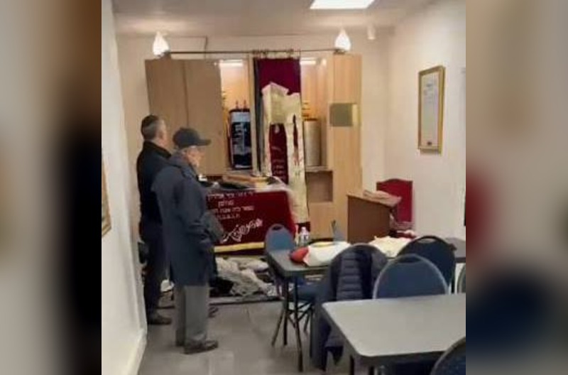 Sinagoga vandalizada-en-Paris-Instagram